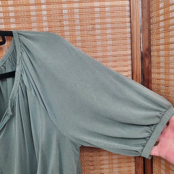 Lucky Brand Olive Green Peasant Top Size Small - Picture 4 of 11